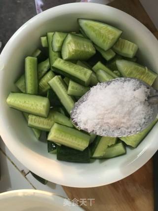 Pickled Cucumbers in Sauce recipe