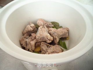 Pumpkin and Corn Pork Ribs Soup recipe