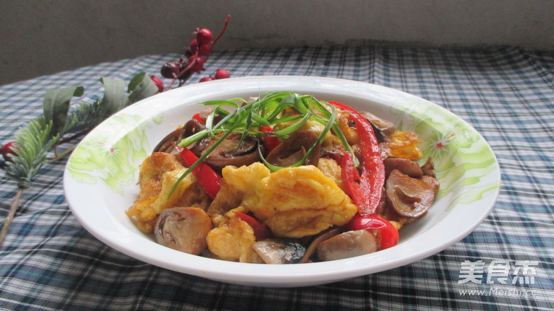 Stir-fried Straw Mushroom with Egg recipe