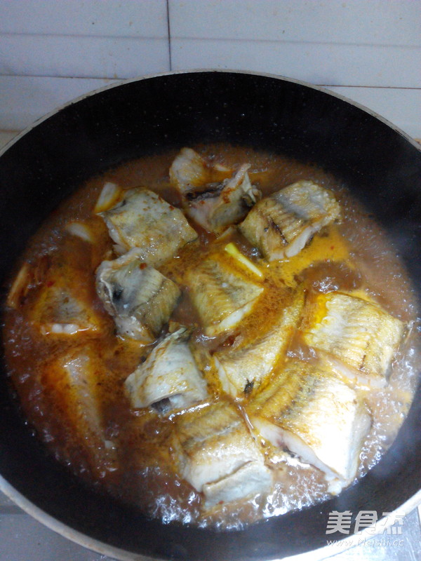 Grilled Mentai Fish with Garlic Spicy Sauce recipe