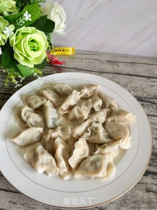 Cucumber and Scallop Dumplings recipe