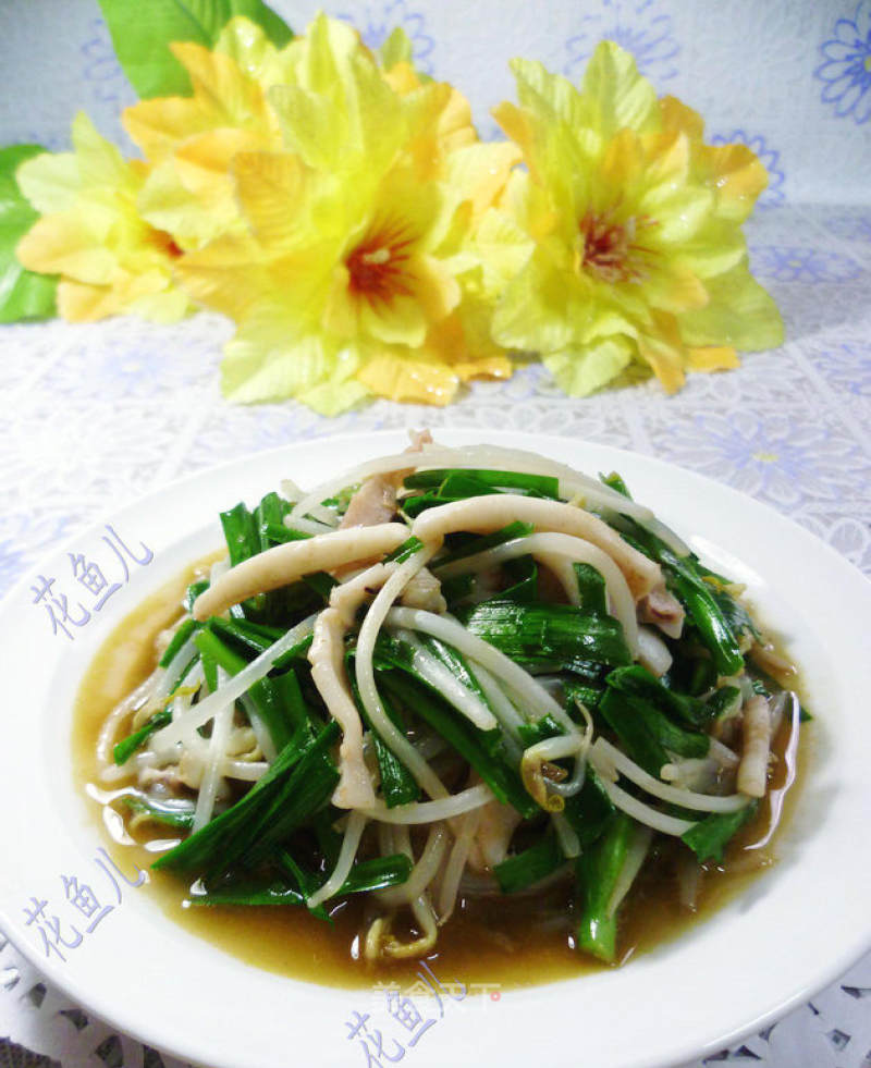 Fried Squid with Leek and Green Bean Sprouts recipe