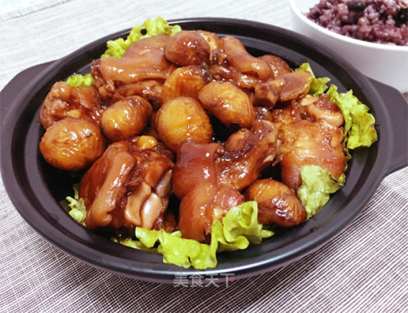 Chestnut Roasted Pig's Trotters recipe