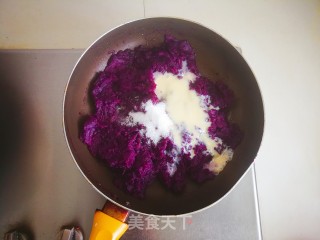 Purple Potato Meal Buns recipe