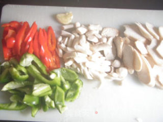 Stir-fried Double Mushroom with Colored Pepper and Oyster Sauce recipe