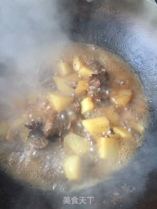 Roast Potatoes and Beef recipe