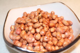 Spinach Mixed with Peanuts recipe