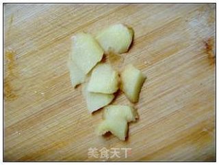 Lotus Root and Pig's Feet Soup. recipe