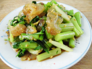 Jellyfish Head Mixed with Celery recipe