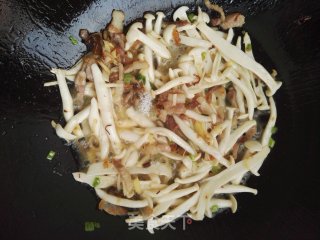 Stir-fried Pork Belly with White Jade Mushroom and Snow Peas recipe