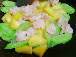 Candidates' Decompression Appetizer Quick Hand Dish~pineapple Fried Shrimp recipe