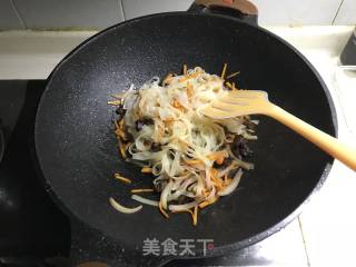 Stir-fried Niuhe recipe