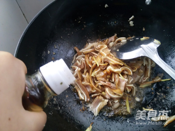 Hot Pepper Pork Ears recipe