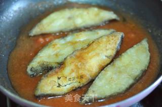 Halibut in Tomato Sauce recipe