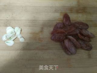 #trust之美# Stir-fried Sausage with Snow Beans recipe