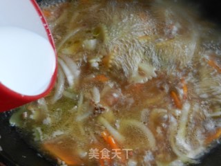 Butterfly Noodles in Fresh Soup recipe