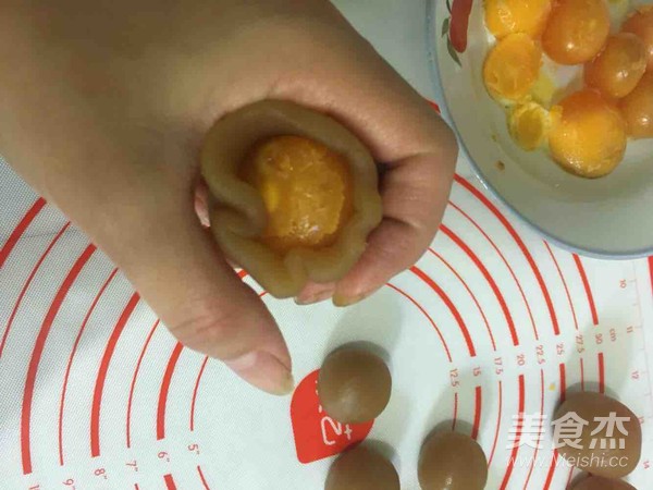 Mooncakes with Egg Yolk and Lotus Seed Paste recipe