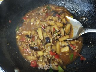 Eggplant with Minced Meat Sauce recipe