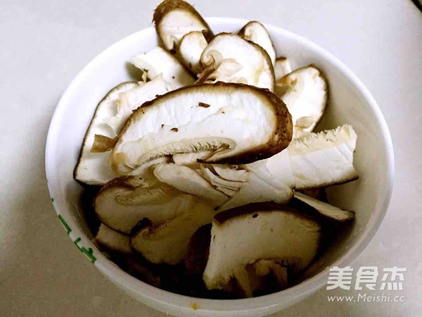 Jade Mushroom Pork Congee recipe