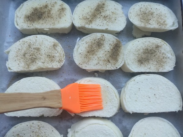 The Leftover Steamed Buns are Too Fragrant to Bake! Can Eat Three in One Go recipe