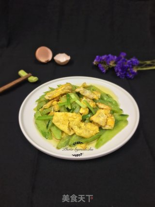 Scrambled Eggs with Cucumber recipe