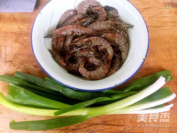 Stir-fried Sea Prawns with Shallots recipe