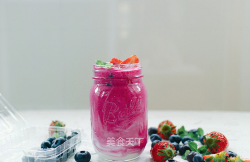 Summer Detox Essential Drink-dragon Fruit Milkshake recipe