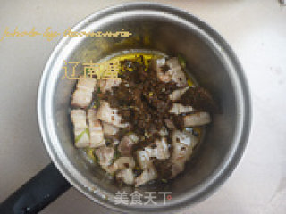 Steamed Pork with Sprouts recipe