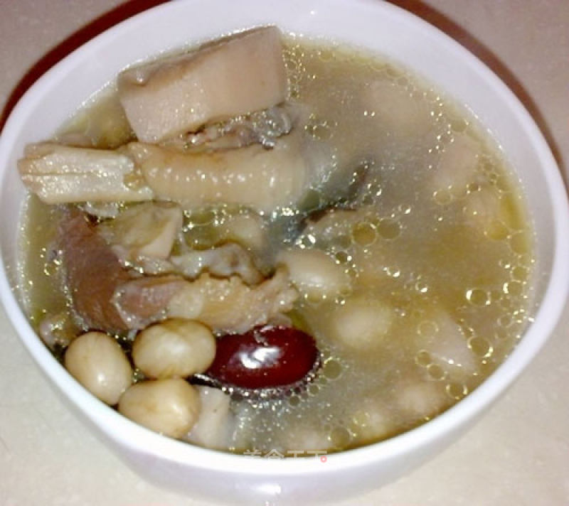 Lotus Root Peanut Pig & Chicken Feet Soup--replenish Collagen recipe