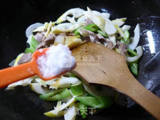 Stir-fried Lebanese with Hot Pepper Chicken Gizzards recipe