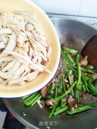 Stir-fried King Pleurotus recipe