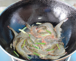 Stir-fried Shrimp with Tea Flavor recipe