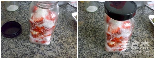 Strawberry Sparkling Wine recipe