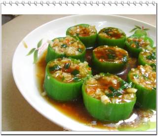 Steamed Loofah with Garlic recipe
