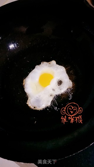 Fried Egg Noodle Soup recipe