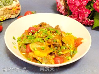 Fried Beef with Potato Chips recipe