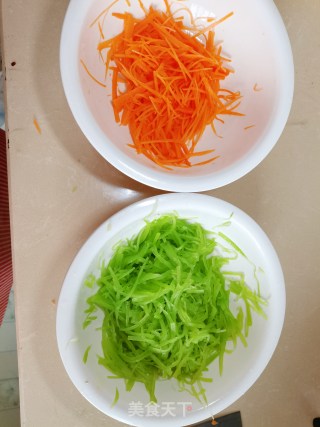 Crispy and Refreshing Cold Lettuce recipe