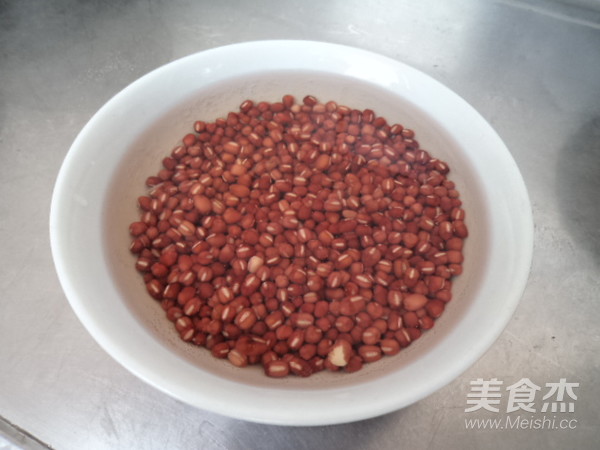 Lotus Seed Red Bean White Fungus Soup recipe