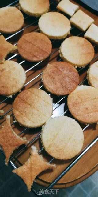 Homemade Snacks of Coconut Fragrant Pork Floss recipe