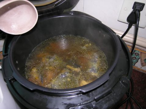 Spicy Mushroom Black Chicken Soup recipe