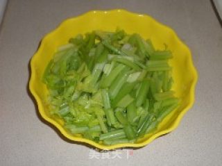 Fried Shrimp with Celery recipe