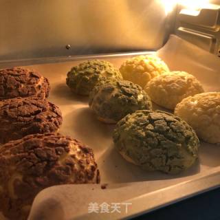 Crispy Vanilla Custard Puffs recipe