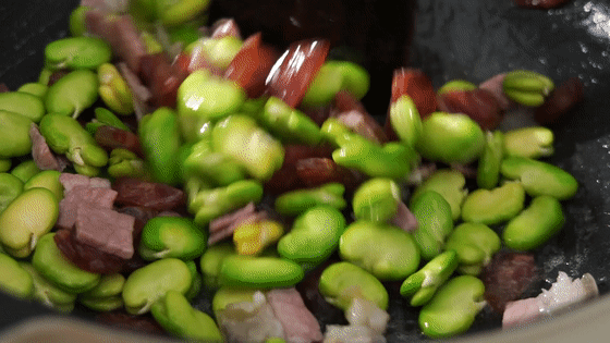 Broad Bean Braised Rice [ms. Kong Teaches Cooking] recipe