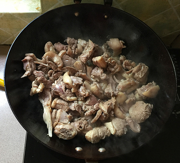 Casserole Duck Meat Claypot recipe