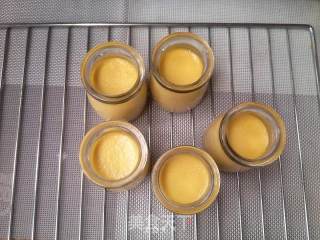 Strawberry Caramel Pudding recipe