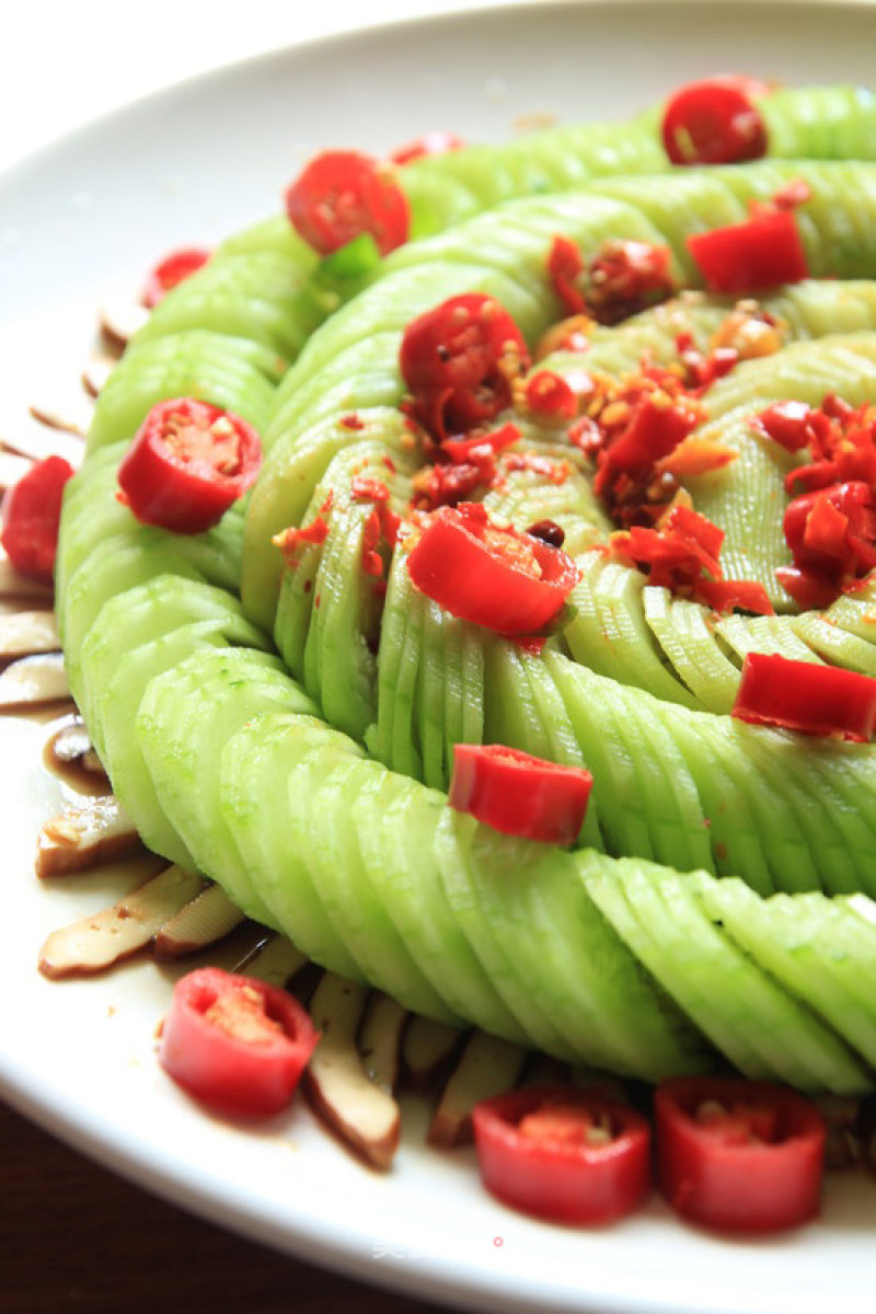 Cool for A Summer [linyi Cucumber] recipe