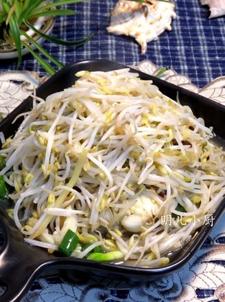 Stir-fried Mung Bean Sprouts