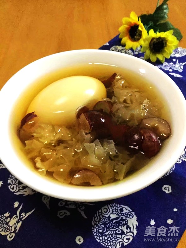 Snow Fungus, Red Dates, Eggs and Syrup recipe