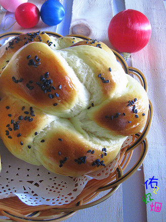 Black Sesame Petal Bread recipe