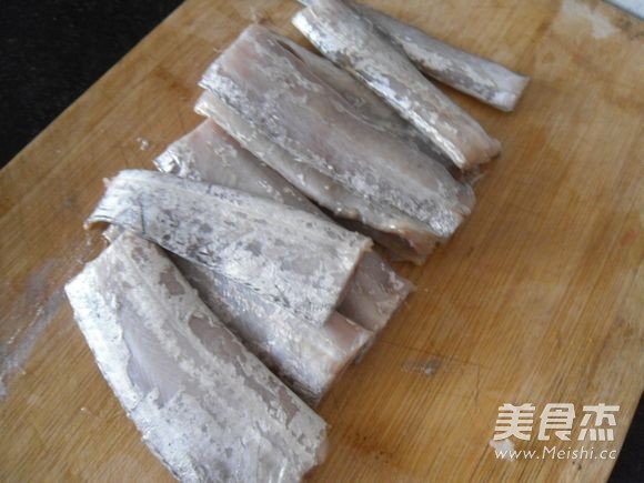 Fried Grilled Saury recipe